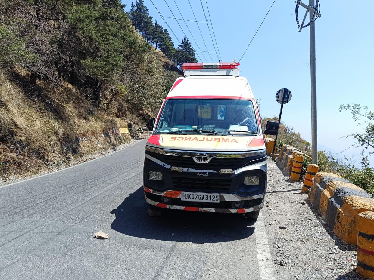 Patient life in danger as ambulance breaks down on the way in nainital