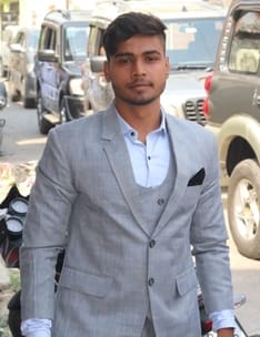 Two friends died in a road accident