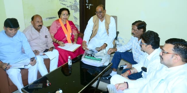 67 people filed nominations for the post of district president