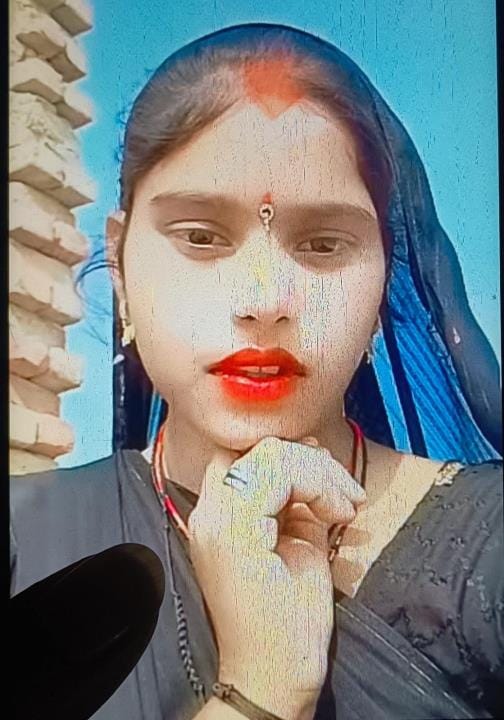 She happily sent her husband to work and then hanged herself