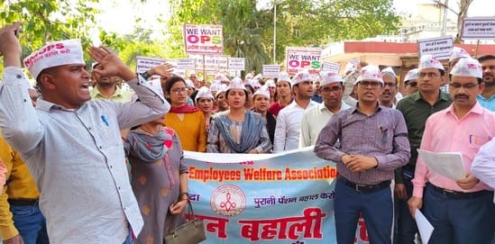 Teachers and staff demonstrated