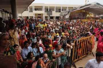 First ATM opened in Bageshwar Dham, Baba Bageshwar inaugurated it by performing Puja