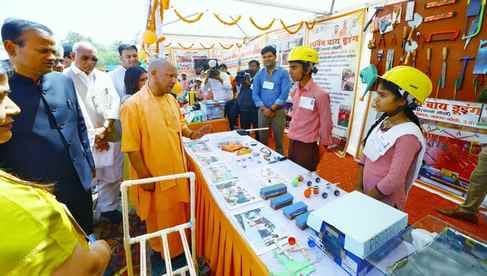 The meritorious students were overjoyed after being honored by the Chief Minister
