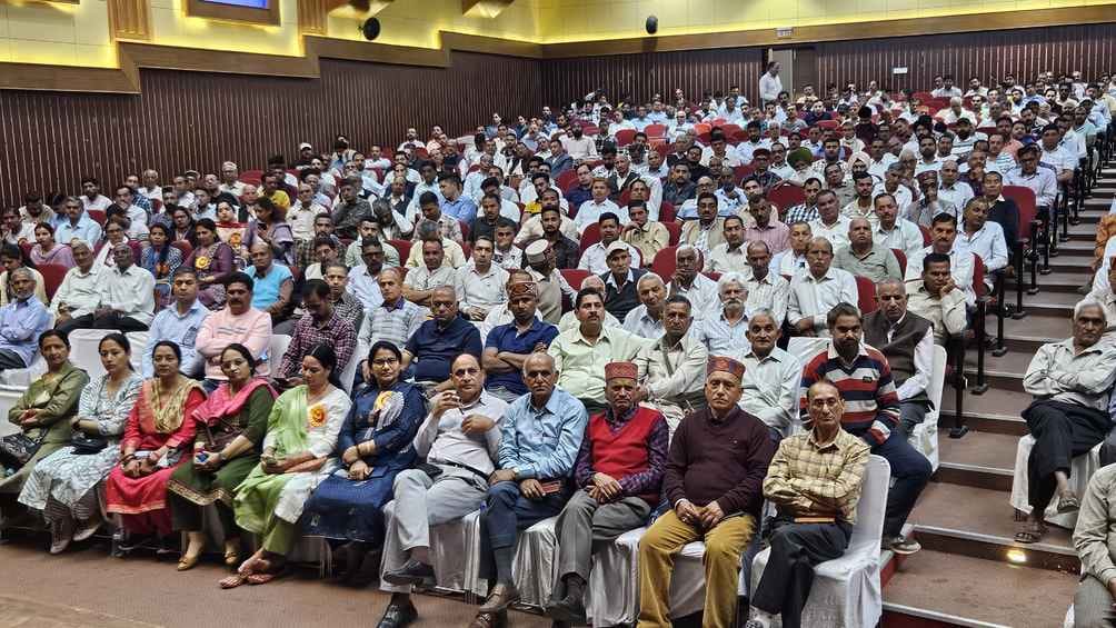 Lokesh Thakur and Heera Lal Verma of Electricity Board Employees Joint Struggle Committee were chargesheeted