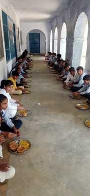 Menu released for mid-day meal, includes roti, ghee, rajma rice as well as curd and jaggery.