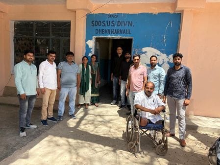 Demand to implement separate pay commission of the state