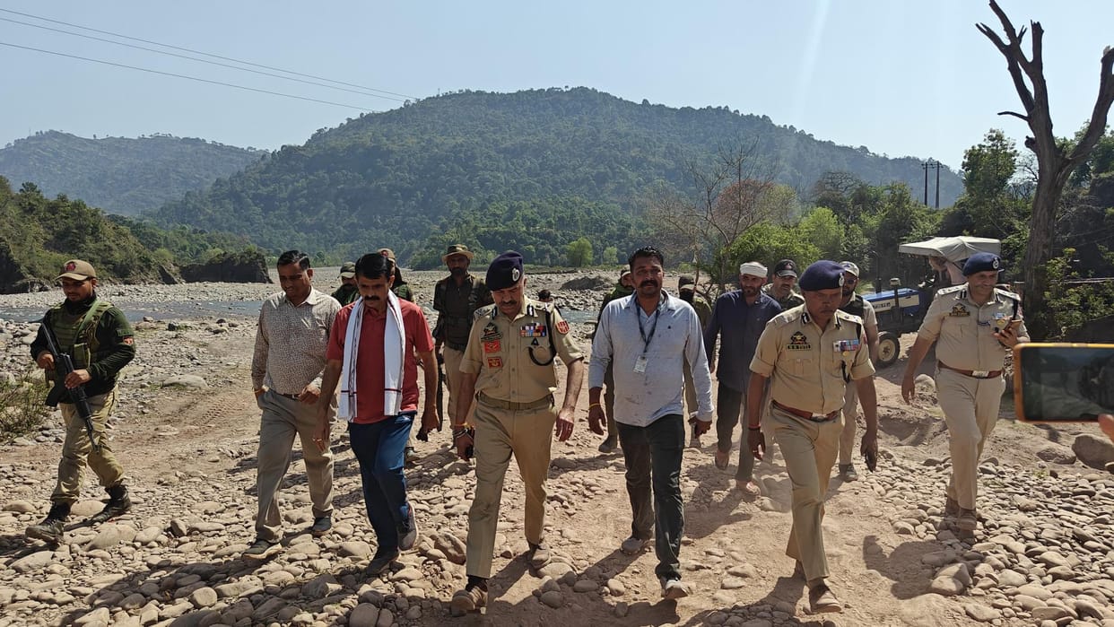 Houses of overground workers should be demolished with bulldozers: MLA Satish Sharma