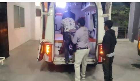 Nine-year-old girl hanged from swing while playing, referred to Chhindwara in critical condition