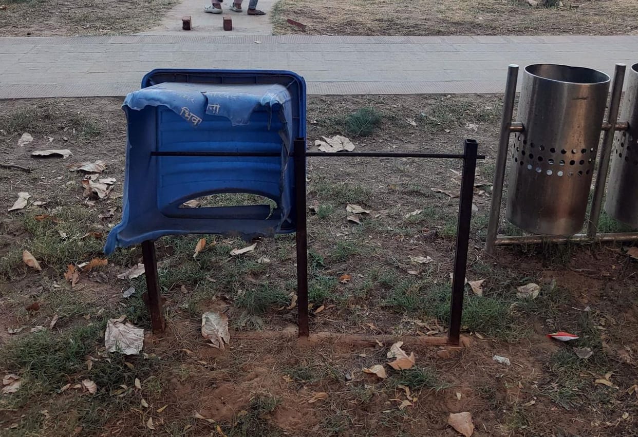 Chaudhary Bansi Lal Park is in a bad condition, local residents expressed their anger