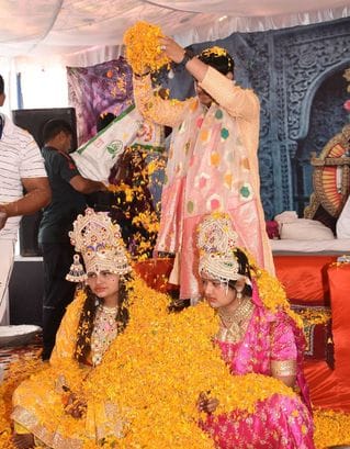 Serving parents is true service: Mohit