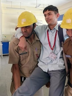 The trainees learned to save lives by rescuing in a disaster