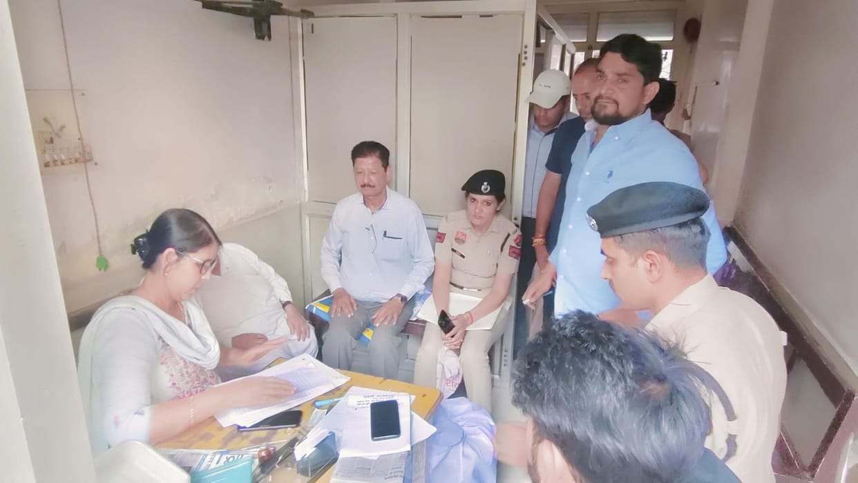 cm flying scott raid on hospital