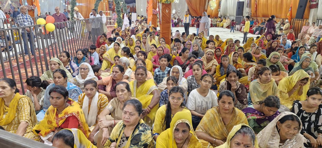 Devotion can free man from the shackles of the world: Palak Kishori