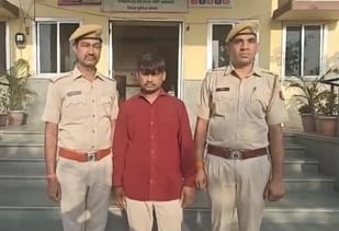 पुलिस गिरफ्त मे आरोपी