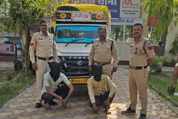 First major action after liquor ban, 155 boxes of illegal liquor worth Rs 7 lakh 75 thousand seized