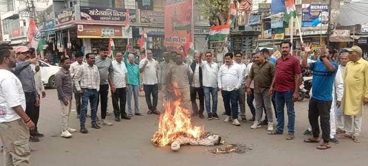Transport scam accused gets bail, Congress targets the government