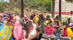 After a quarrel with his wife, he committed suicide by jumping in front of a train