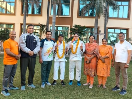 Won silver medal in Junior National Judo Competition, welcomed