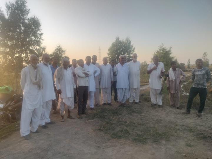 Hundreds of acres of land in Khedar village is becoming barren due to the water of the thermal plant