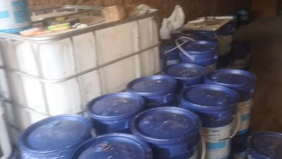 A urea manufacturing factory was running in a rented house