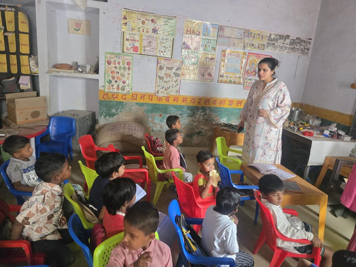 SDM Sadar reached to know the condition of schools