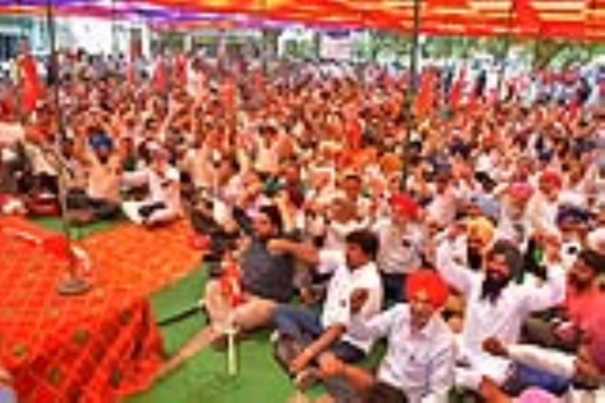 AITUC held a rally against non-revision and increase in minimum wages