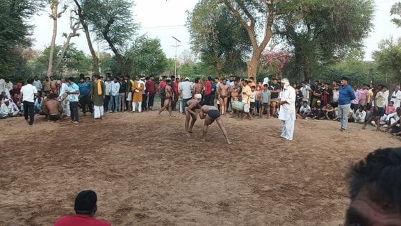 Nakul winner in wrestling competition worth Rs. 3100