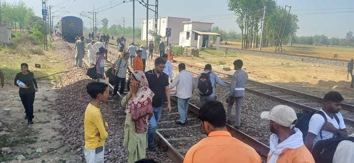 The wheel of Jan Shatabdi train got jammed, train saved from derailment