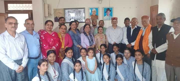 Tribute paid to Inderpal and DD Gulzar on the occasion of birth anniversary