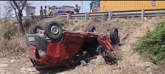 Two cars collided on Delhi-Jaipur highway