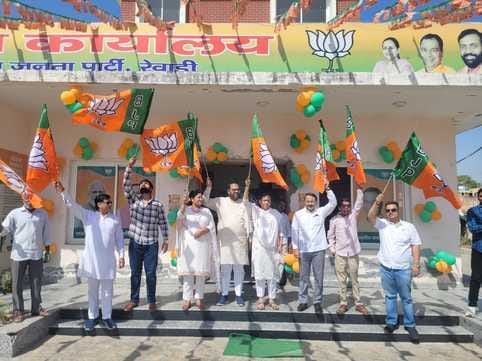 Due to hard work and belief in principle, a full majority government was formed in the country in 30 years: Vidhan