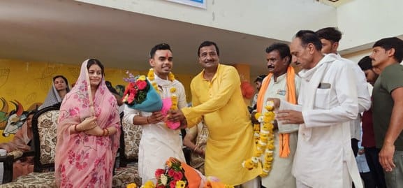Sehore news: Shivraj's daughter-in-law Amanat Bansal attended the BJP foundation day program