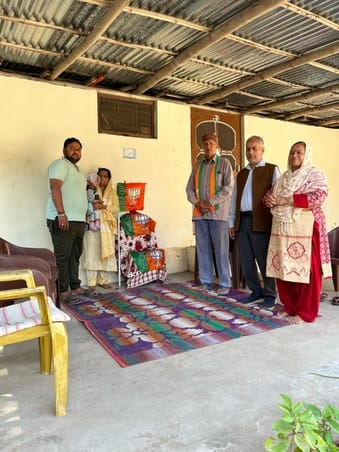 BJP's 46th foundation day celebrated in Trilokpur
