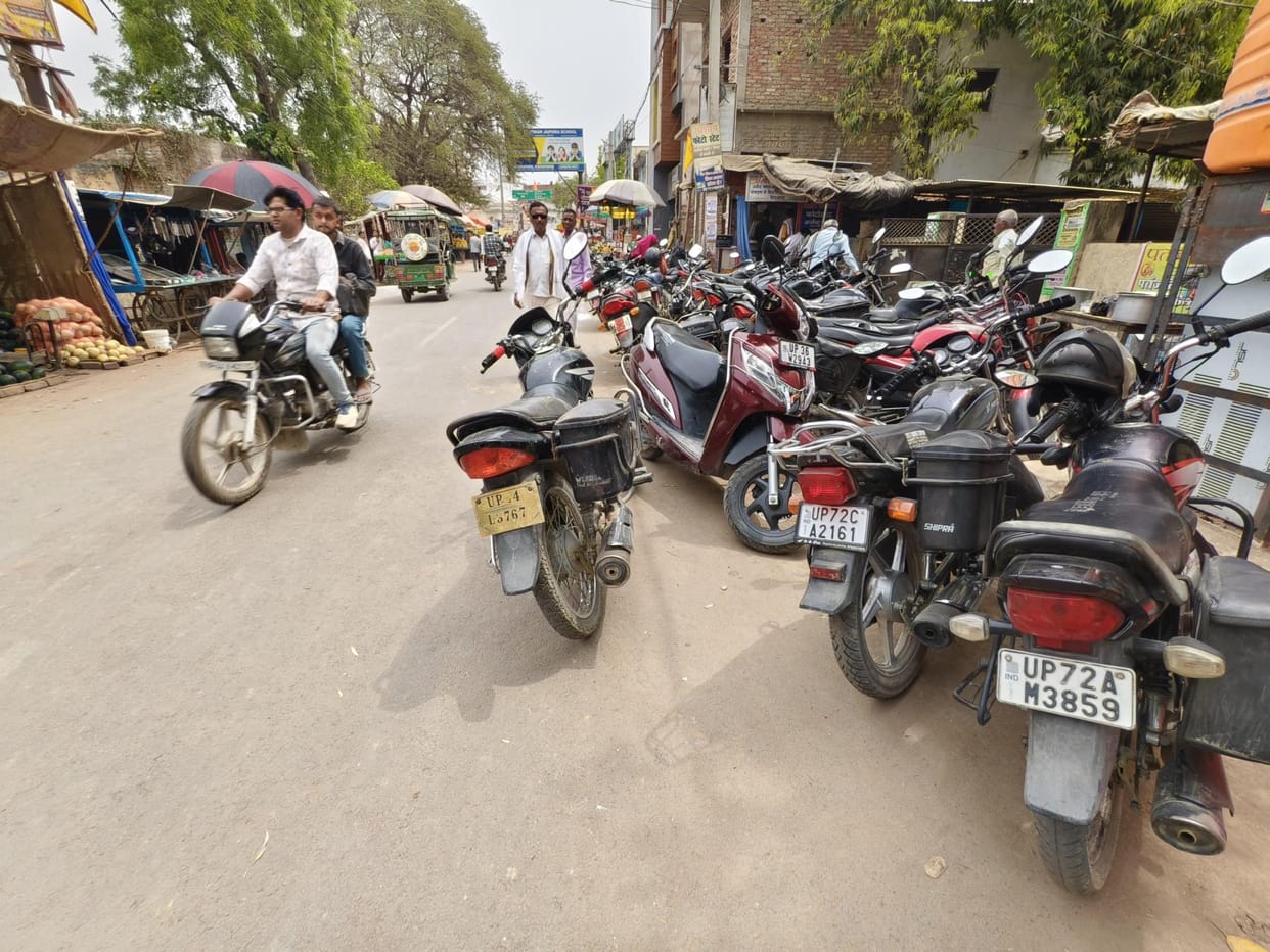 Parking problem in the city is a hindrance to business