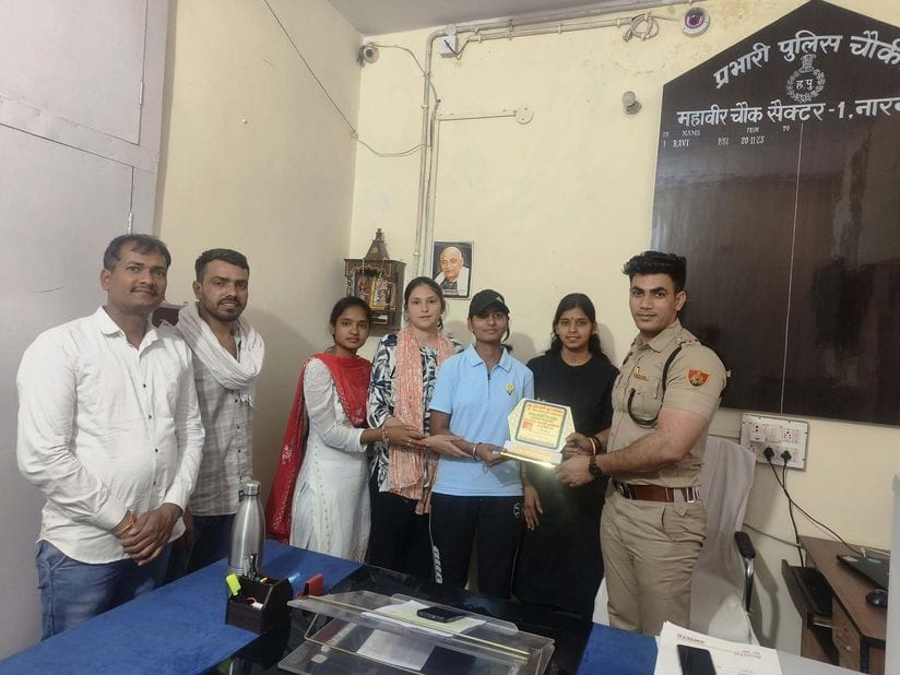 Outpost incharge made people aware against drug addiction