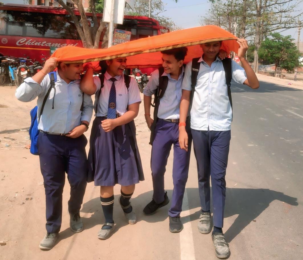 Strong sun and hot wind made everyone miserable, there was silence on the streets