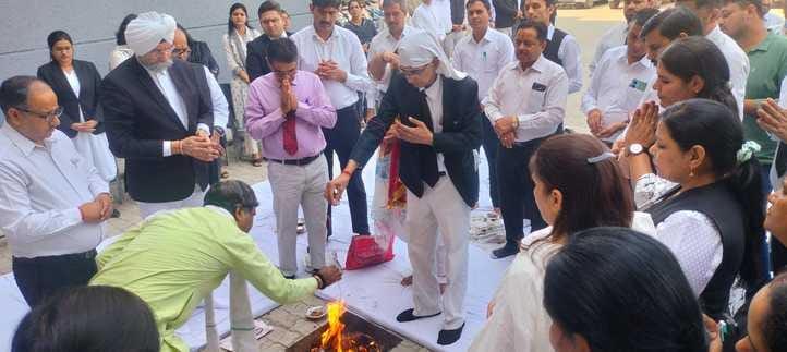 Havan was conducted in the new chamber building of the district court premises