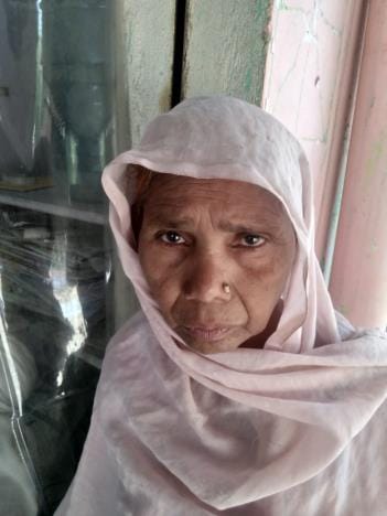 A woman working as a labourer gets an income tax notice of Rs 4.88 crore