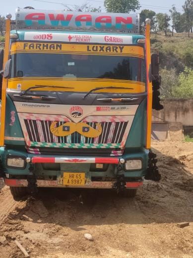 20 Cattles Free by police, Truck Seized