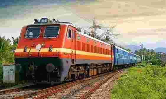 Train Status: Temporary increase in coaches in two trains of Bikaner for convenience of passengers