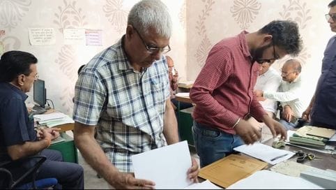 Raid by Chief Minister's Flying Squad: 498 loan applications received, benefit given to only 32 people