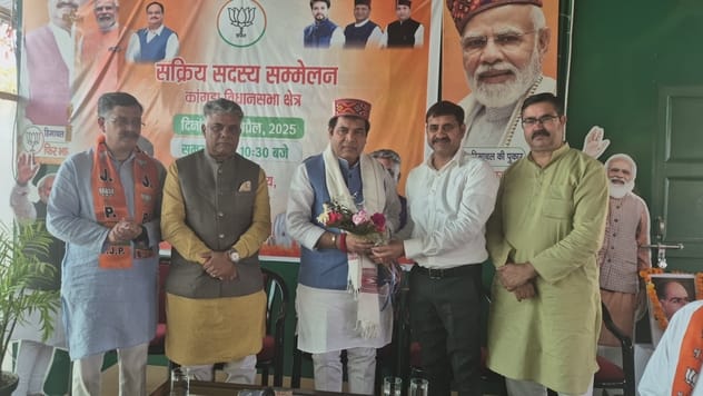 Congress is becoming a laughing stock among the public due to its actions: Srikant