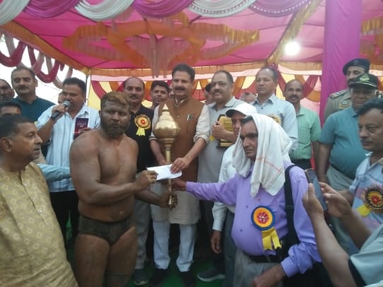 Kuhali's Shera defeated PT Kaithal and won the wrestling match
