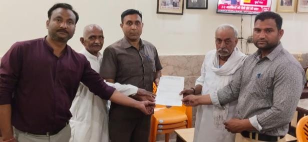 Memorandum submitted to CM for the demands of backward class