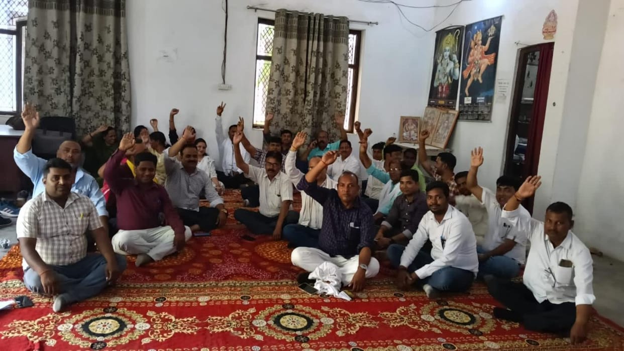 Protesting against the suspension of a colleague, Lekhpals started a strike