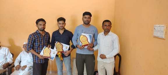 Honored on recruitment in UP Police