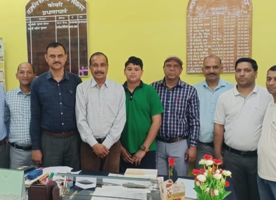 Rishav of Kosari School will get scholarship