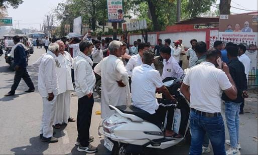 Clashes between two parties, stone pelting, 10 arrested