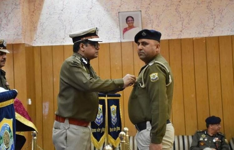 Constable Dharampal honoured with DGP Disc Award
