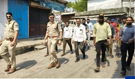 Sehore news: The restaurant employee was brutally beaten up by the youths of a particular community